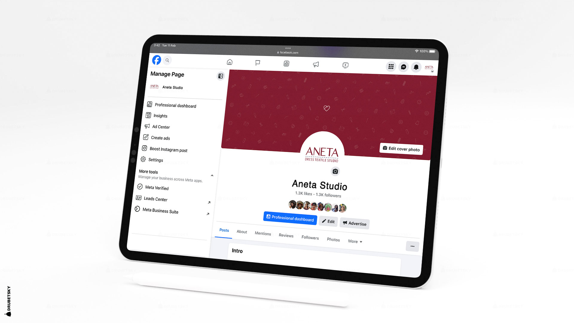 branding design facebook ipad textile studio 02